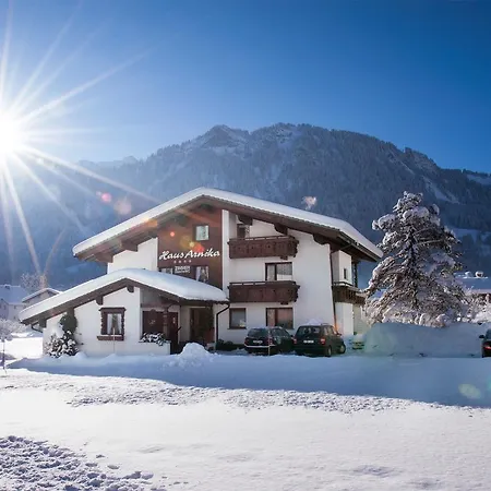 Pensionat Haus Arnika Mellau